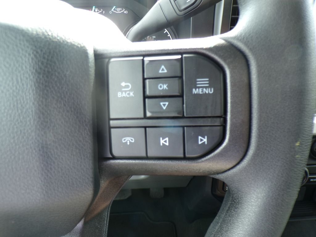 New 2026 Oxford White Ford F-250® XL image 19