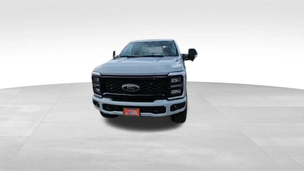 New 2026 Avalanche Ford F-250® Lariat® image 3