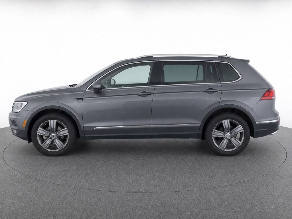 Certified Used 2020 Platinum Gray Metallic Volkswagen 2.0T SEL image 5