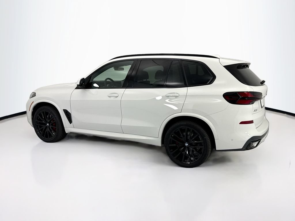 New 2026 Alpine White BMW sDrive40i image 7