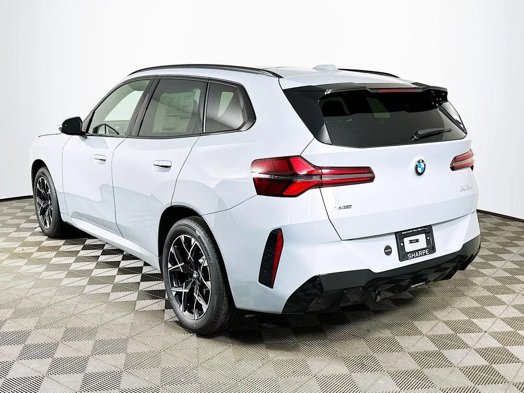 New 2026 Gray Metallic BMW 30 xDrive image 7