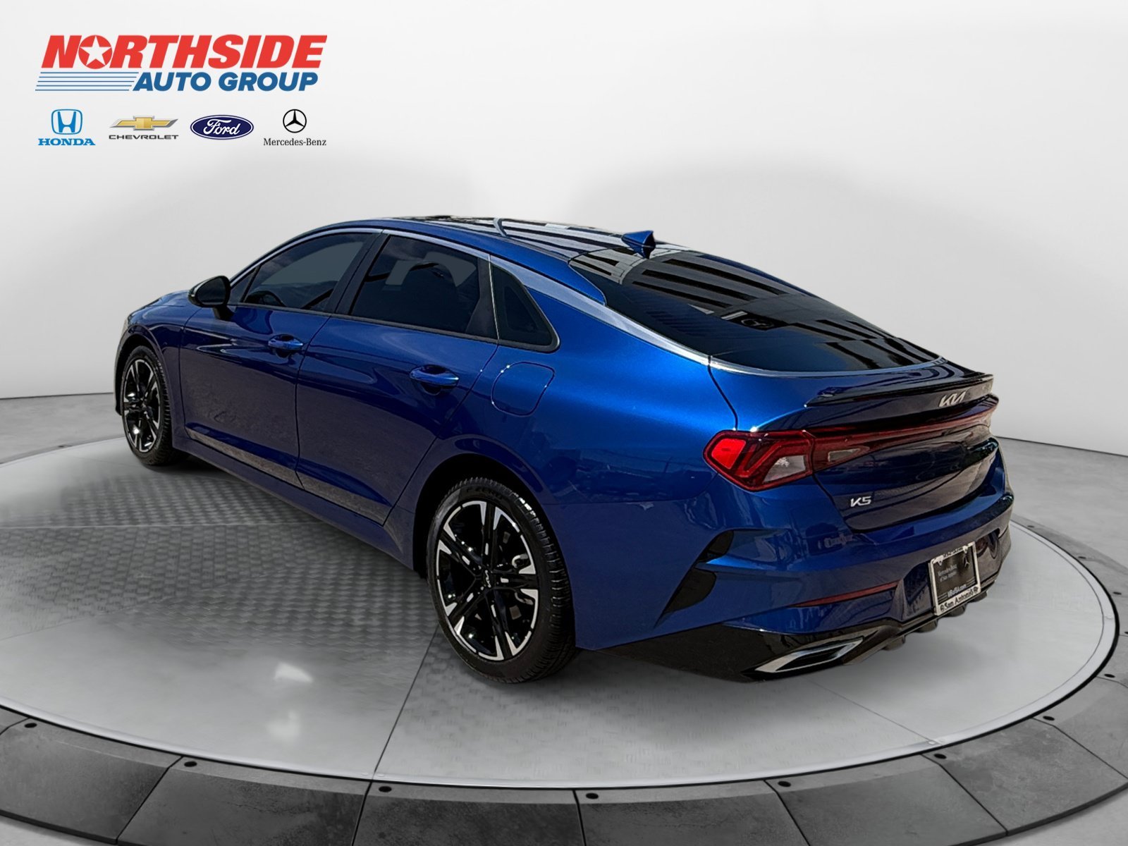 Used 2023 Sapphire Blue Kia GT-Line image 5