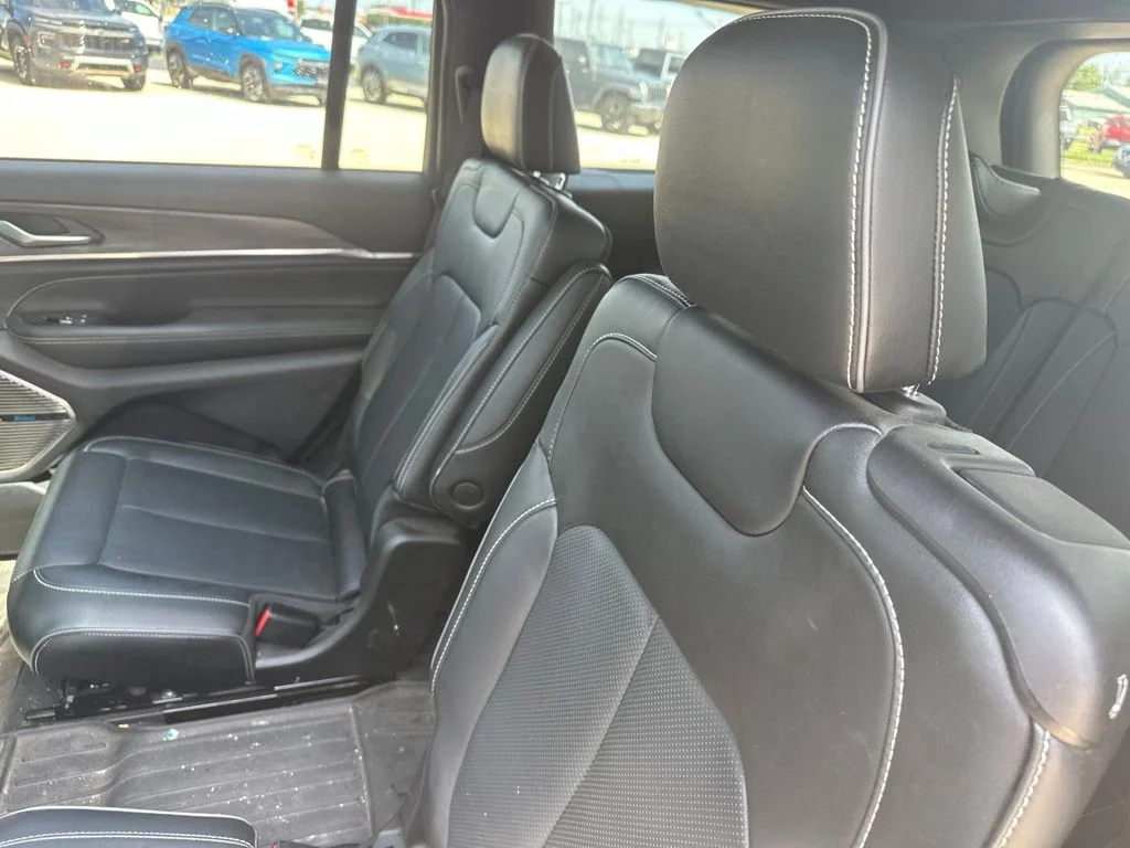 Used 2023 Black Jeep Overland image 23