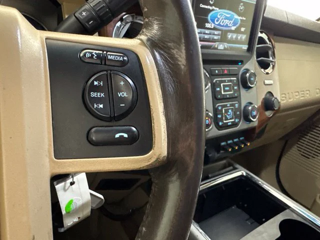 Used 2016 White Ford King Ranch image 28