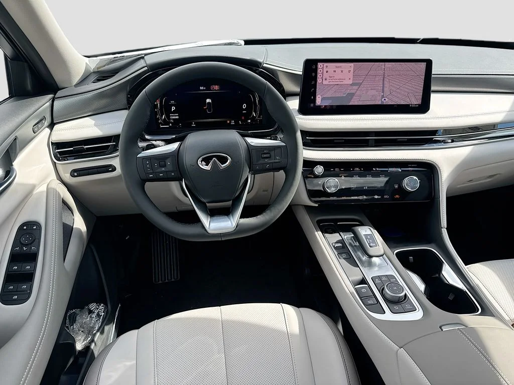 New 2027 RADIANT WHITE INFINITI Pure FWD image 23