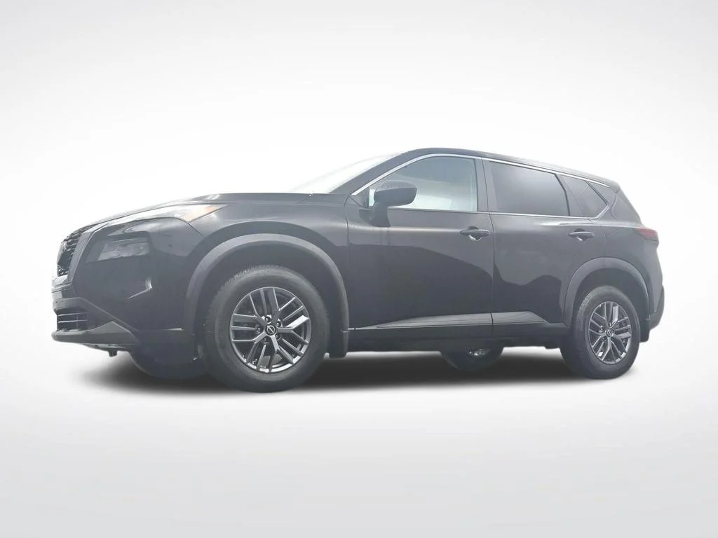 Used 2023 Black Nissan S image 29