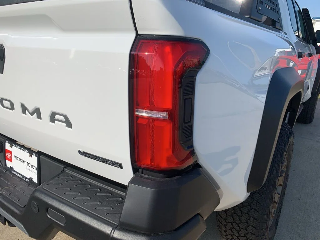 Used 2025 White Toyota Trailhunter image 30