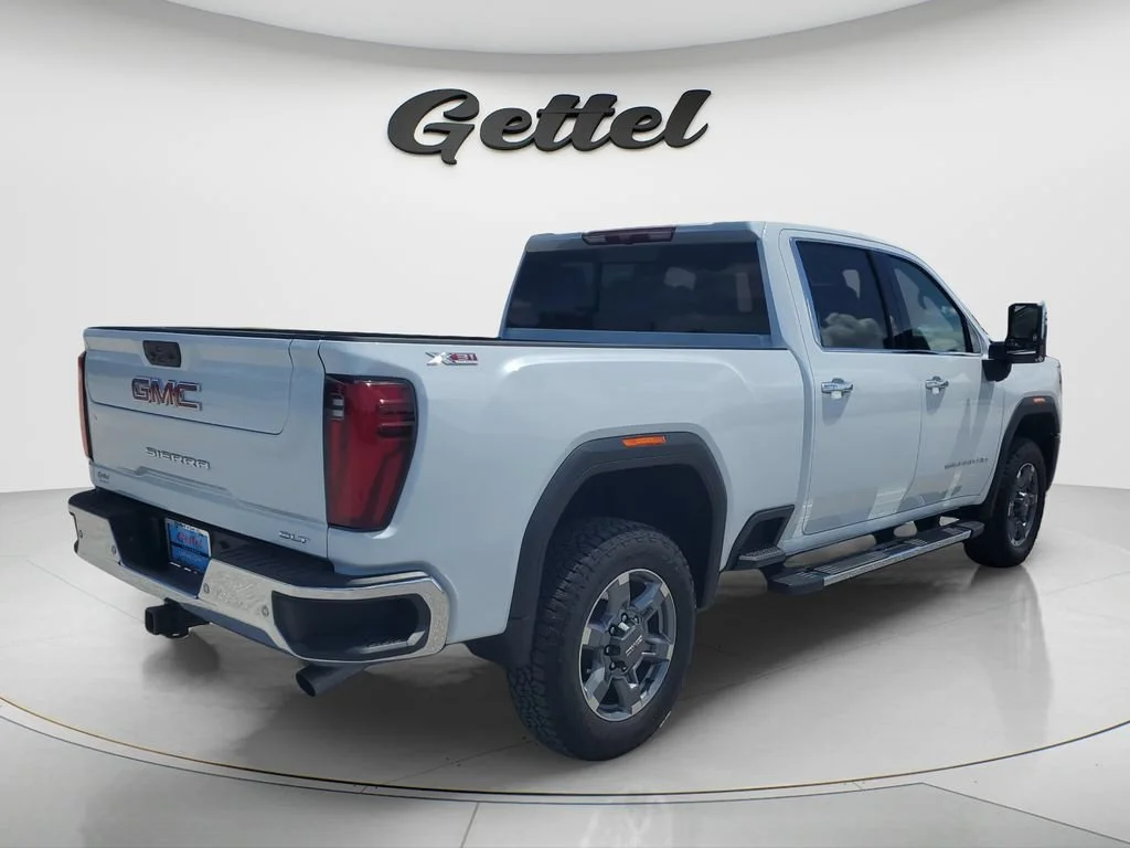 Used 2026 Glacier White Tricoat GMC SLT image 5