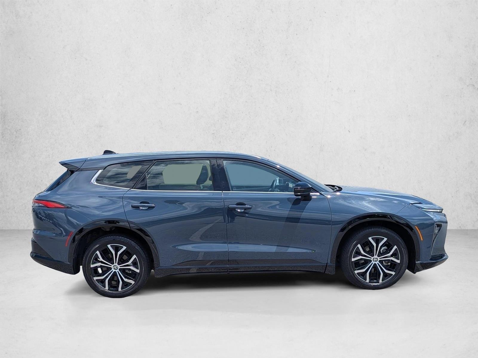 Used 2025 Storm Cloud Toyota XLE image 4