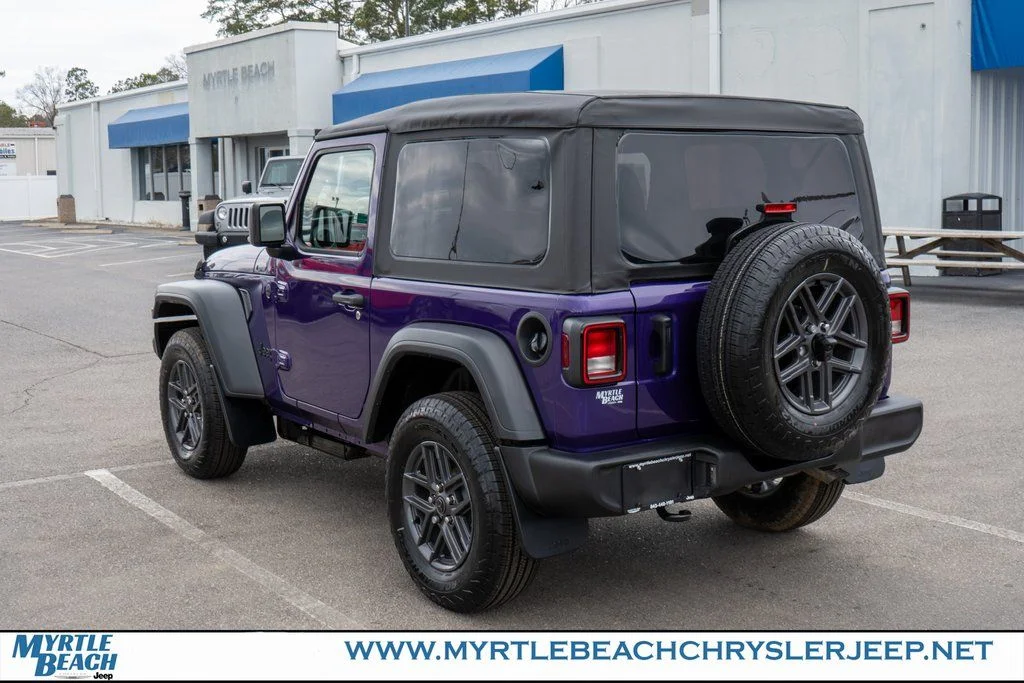 New 2026 Reign Exterior Paint Jeep Sport S image 4