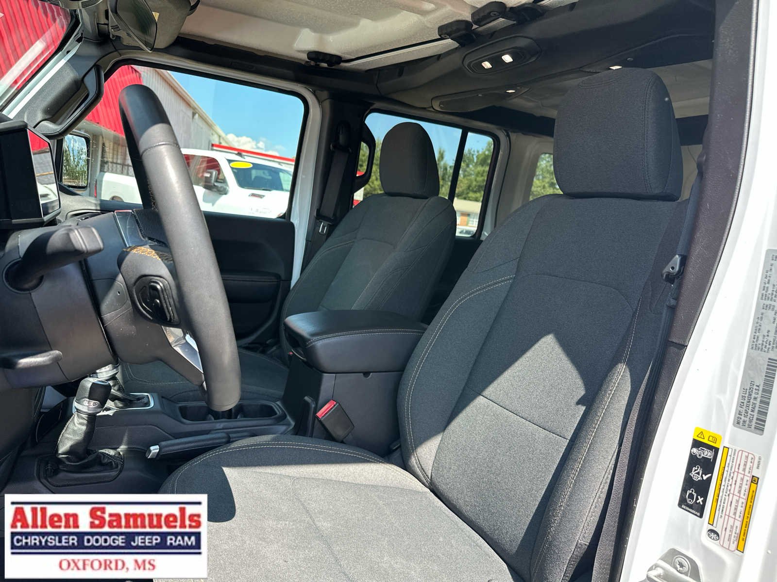 Certified Used 2025 Bright White Clearcoat Jeep Sahara image 11