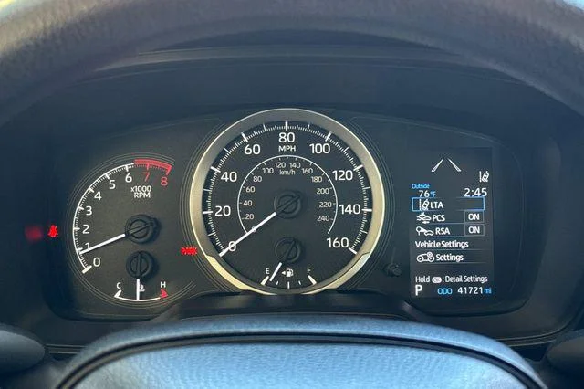 Certified Used 2022 CELESTITE GRAY ME. Toyota  image 27