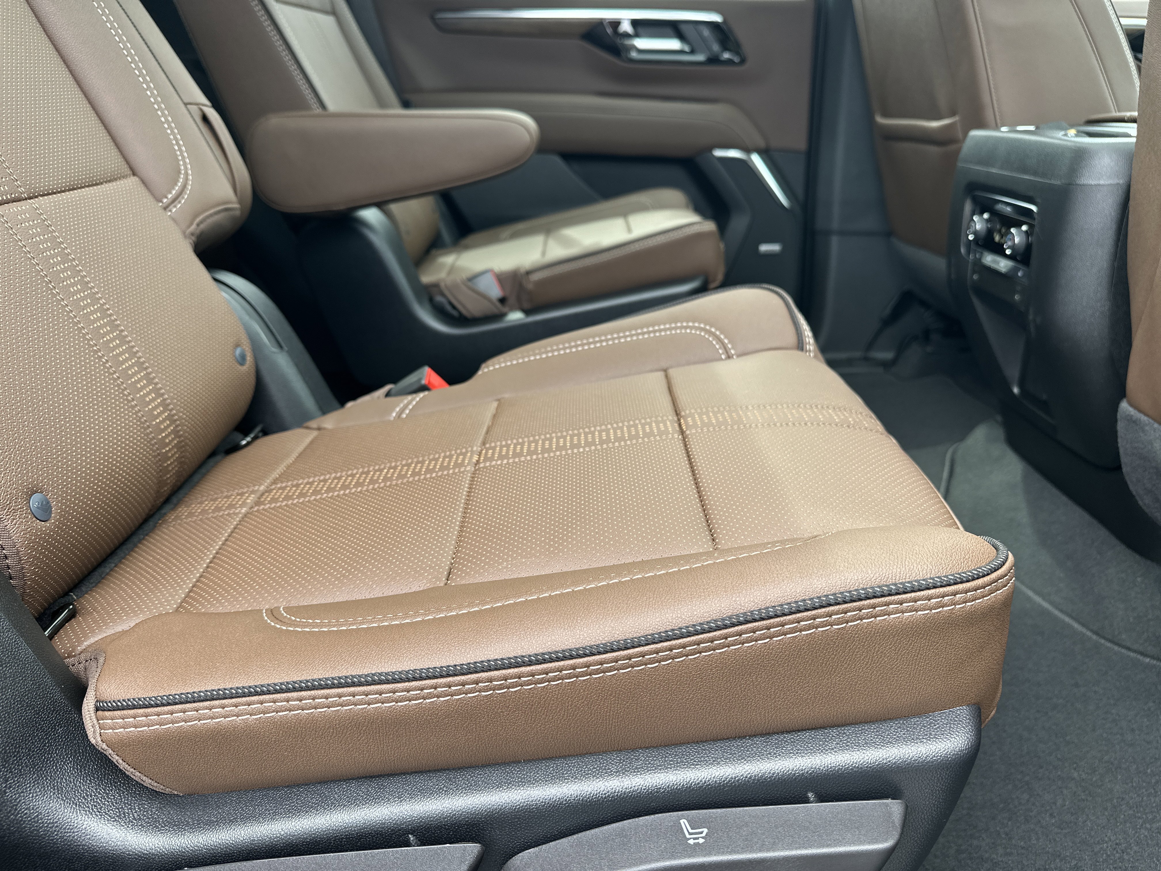 2026 Chevrolet Tahoe High Country - Photo 16