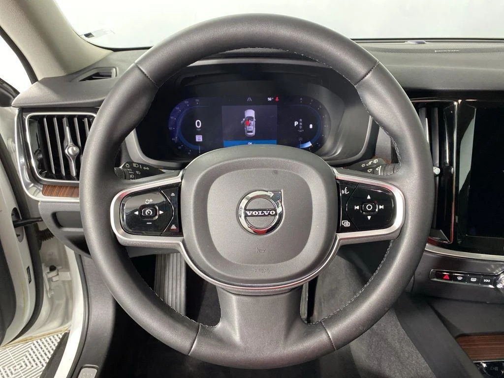 Used 2023 Crystal White Metallic Volvo Plus image 23