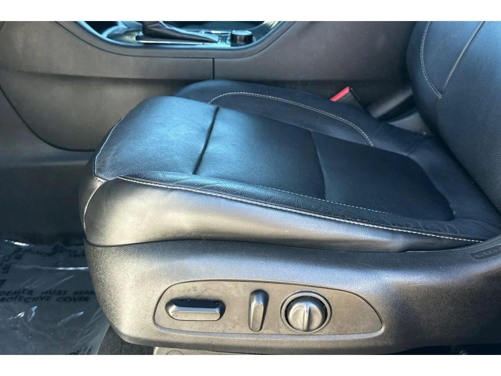 Used 2017 Summit White GMC SLT image 13