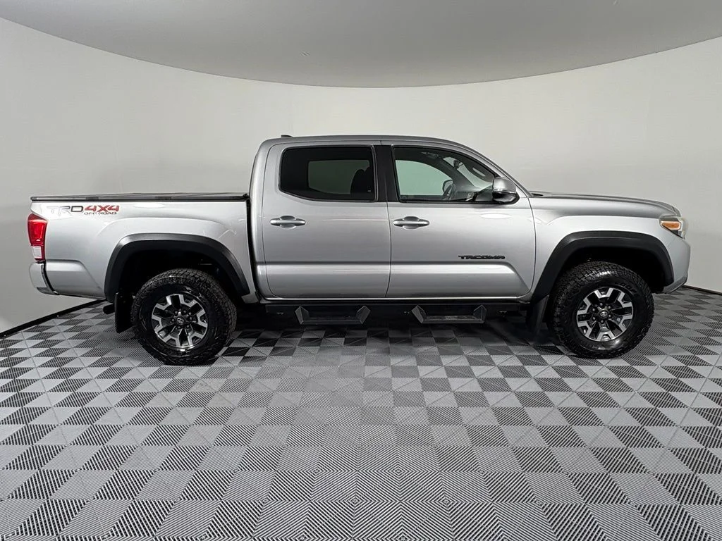 Used 2017 Silver Toyota TRD Off-Road image 7