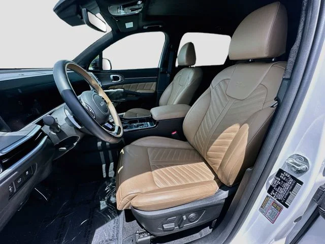 Used 2025 White Kia X-Line SX Prestige image 22