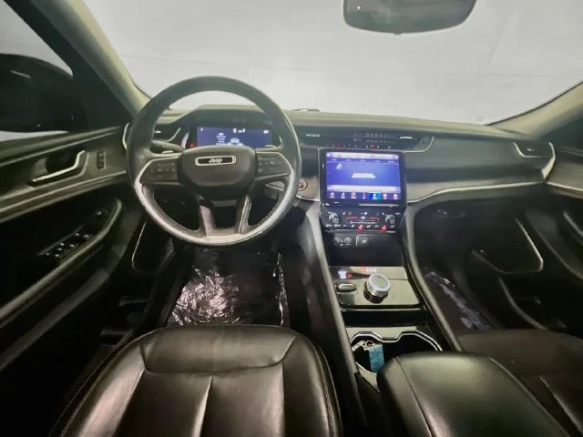 Used 2021 Diamond Black Jeep Limited image 20