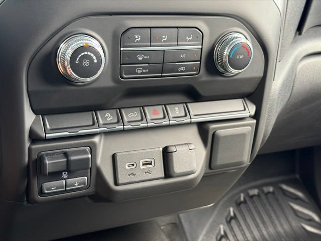 Used 2023 QUICKSILVER METALLIC GMC Pro image 28