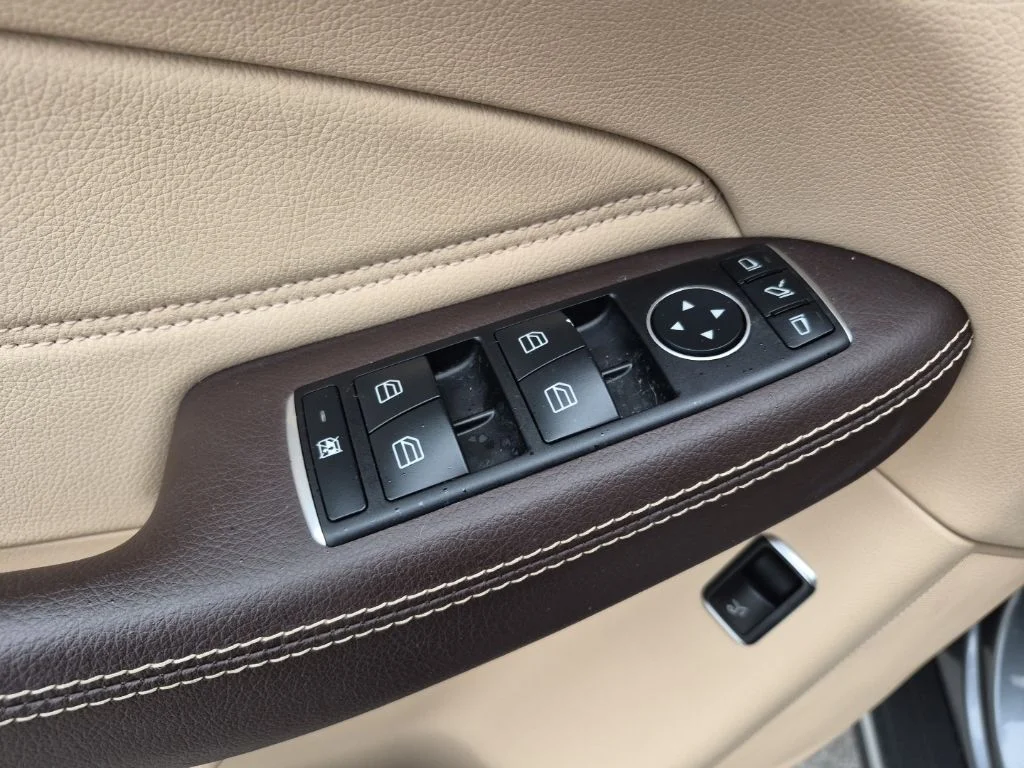 Used 2018  Mercedes-Benz GLE 350 image 30