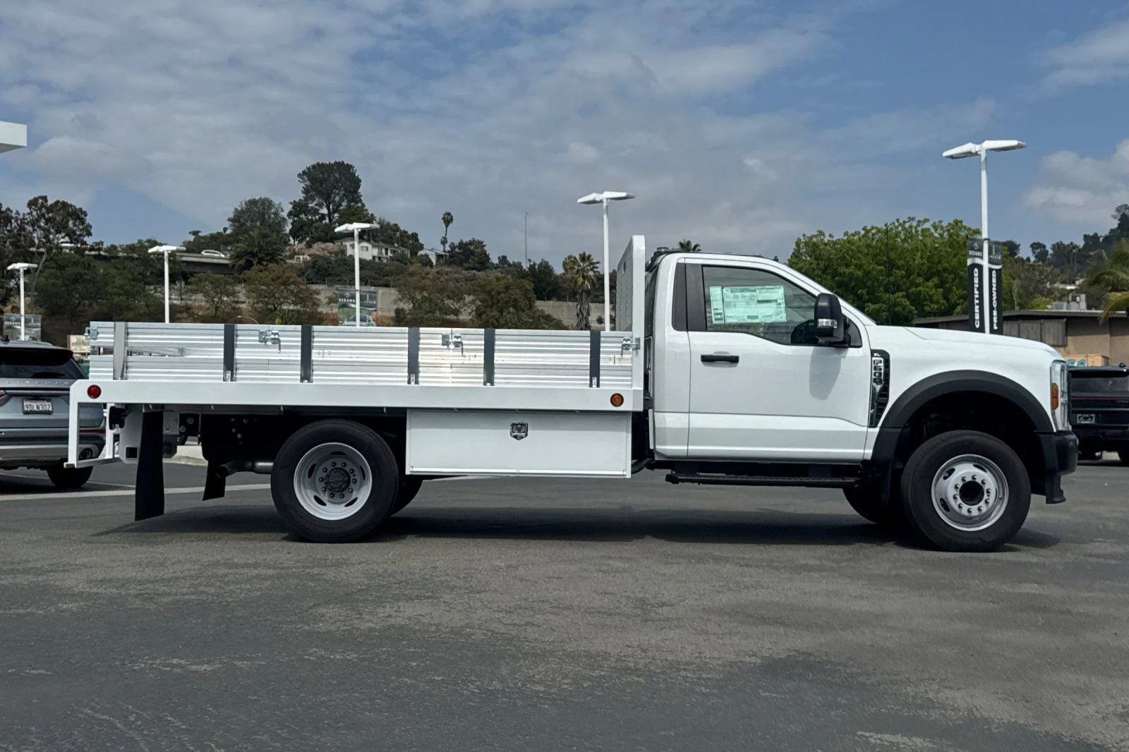 2026 Ford F-600 Super Duty Chassis Cab XL - Photo 2