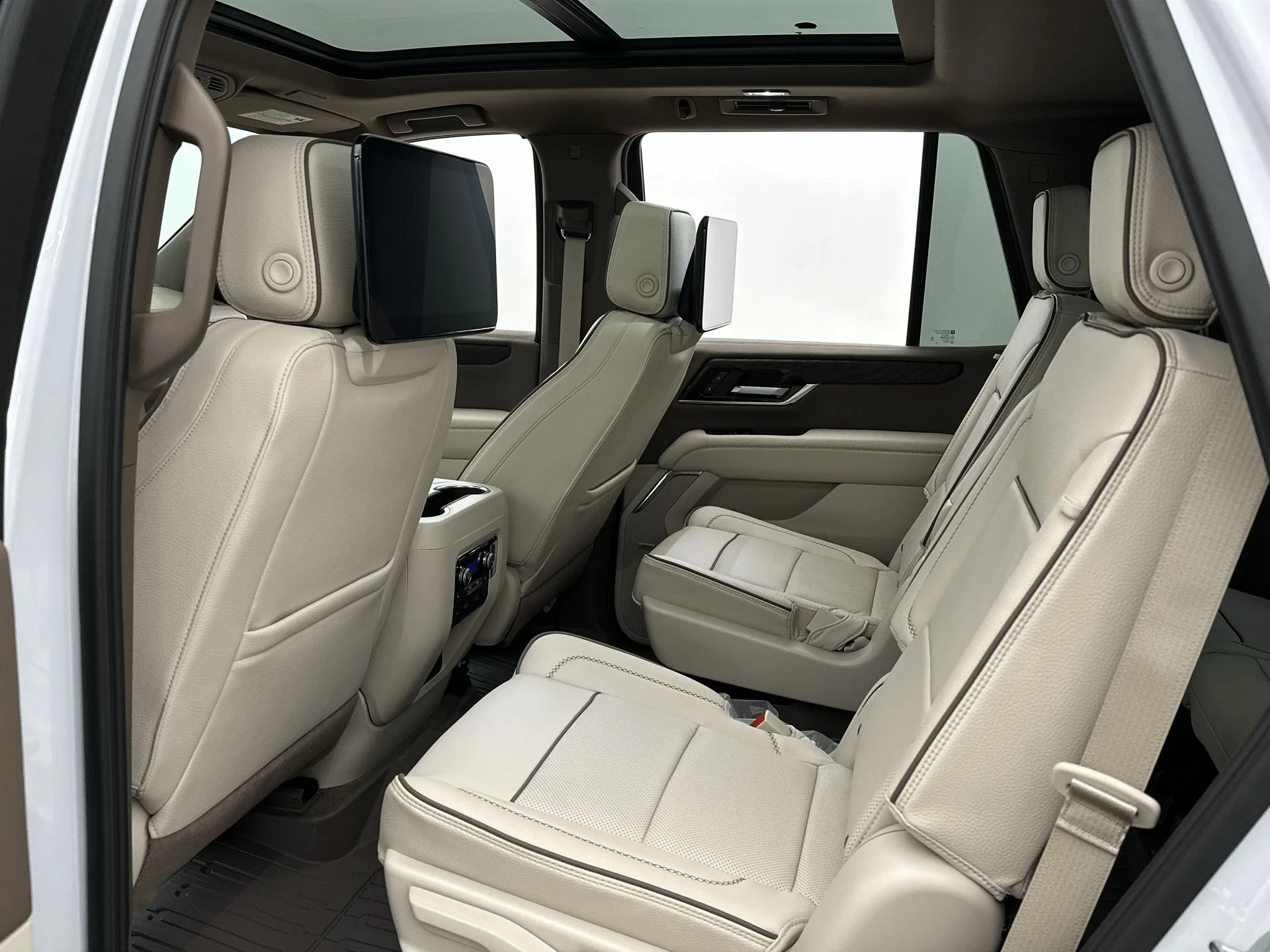 2026 GMC Yukon Denali - Photo 78