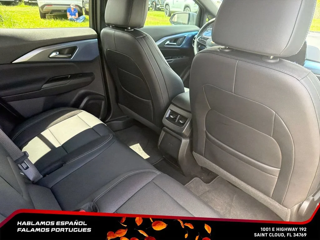 Used 2025 Sterling Gray Metallic Chevrolet LT image 34