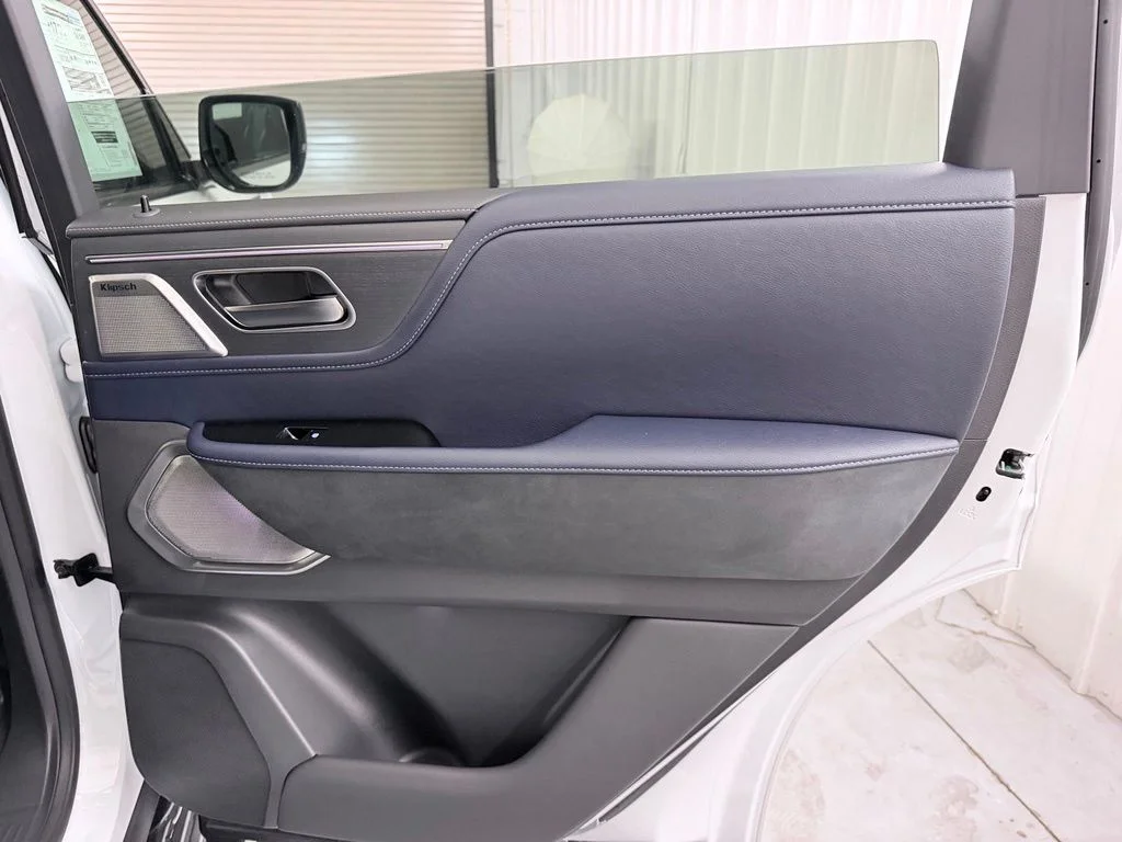 New 2027 RADIANT WHITE INFINITI Sport 4WD image 51