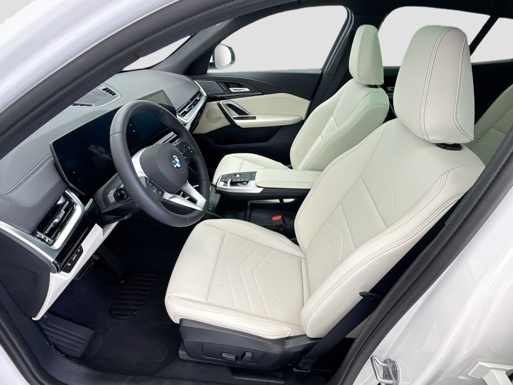 Used 2026 Alpine White BMW xDrive28i image 19