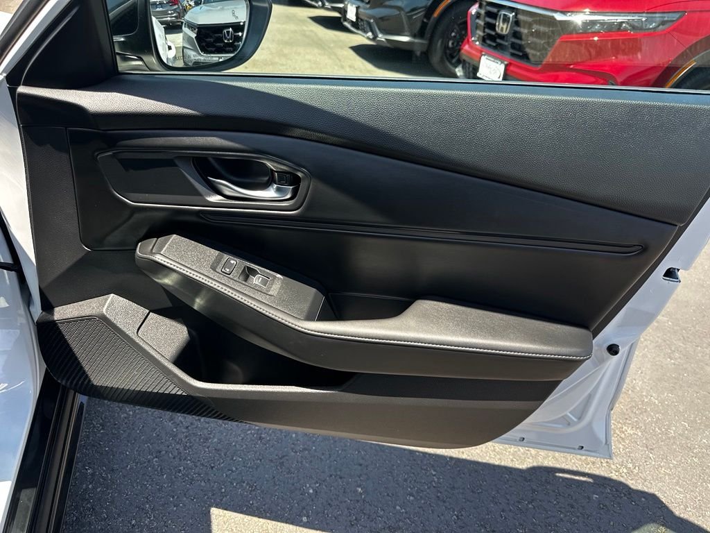 Used 2024  Honda LX image 14