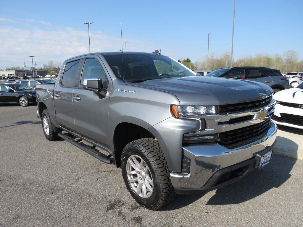 Used 2022 Steel Metallic Chevrolet LT image 2