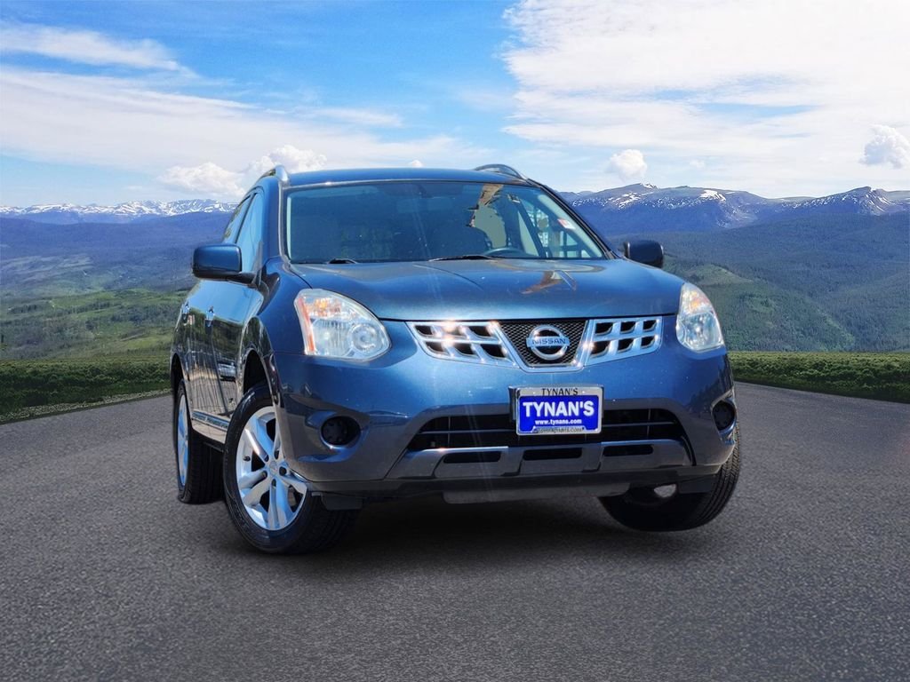 Used 2013 Blue Nissan SV image 1