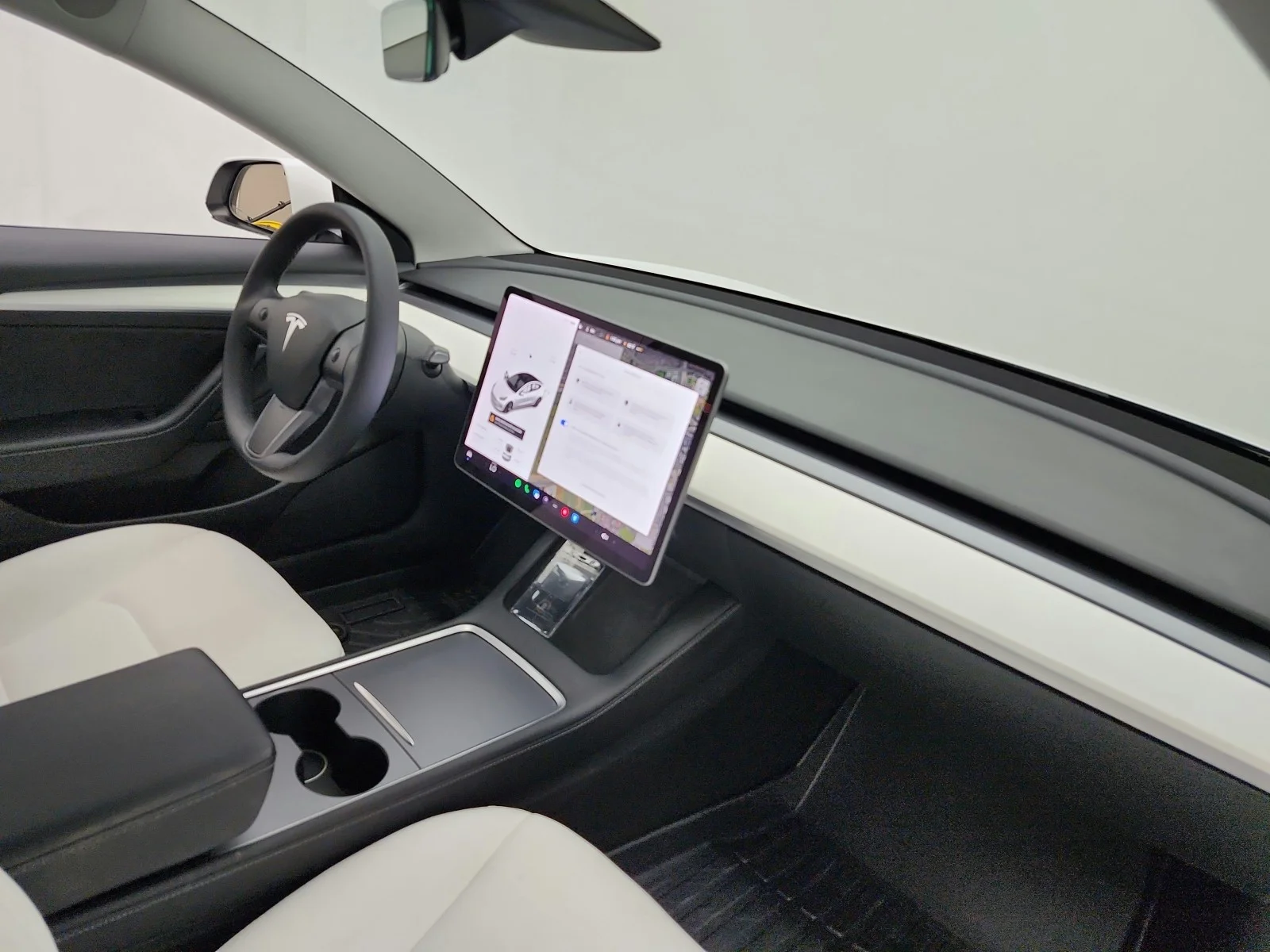 Used 2021 Pearl White Multi-Coat Tesla Standard Range Plus RWD image 17