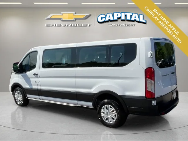 Used 2025  Ford XL image 5