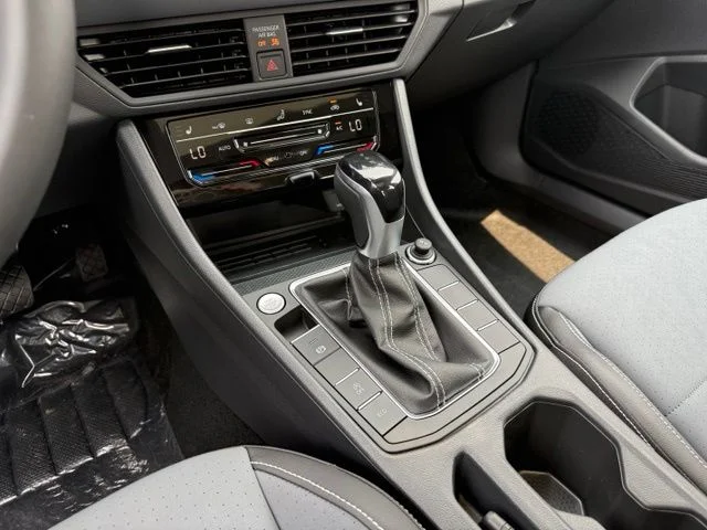 New 2026 Blue Volkswagen 1.5T SE image 13