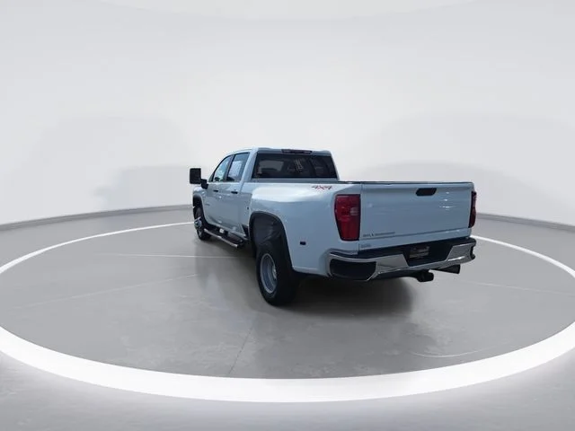 Used 2024 White Chevrolet Work Truck image 6
