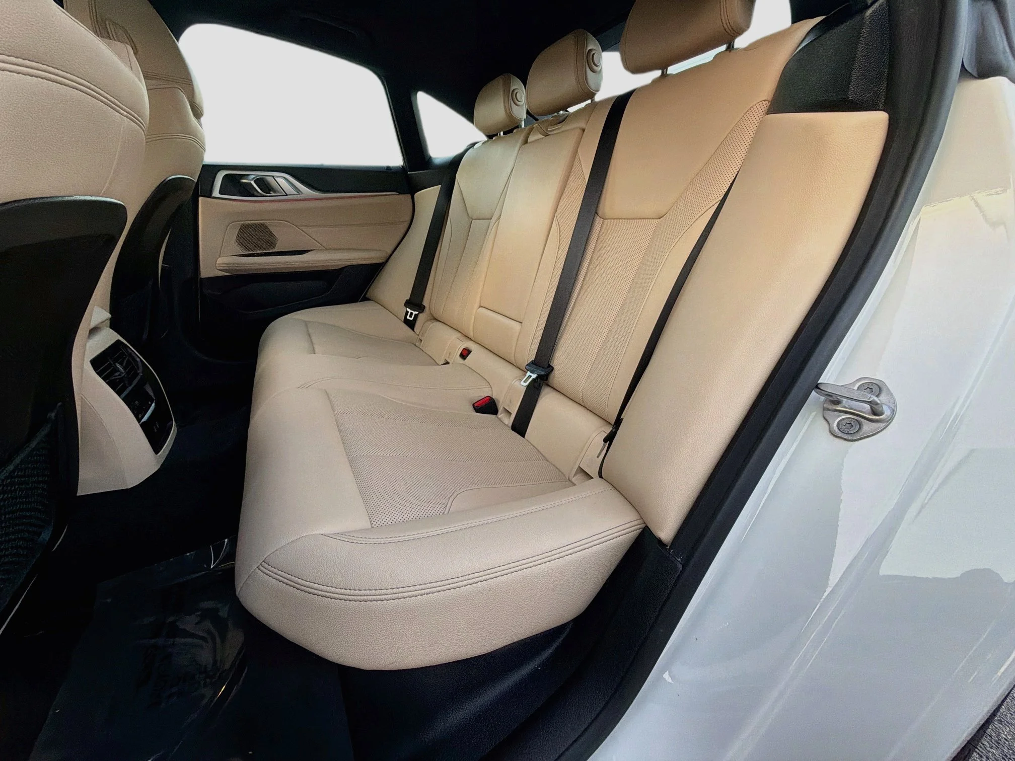 Used 2024 Alpine White BMW eDrive35 image 20