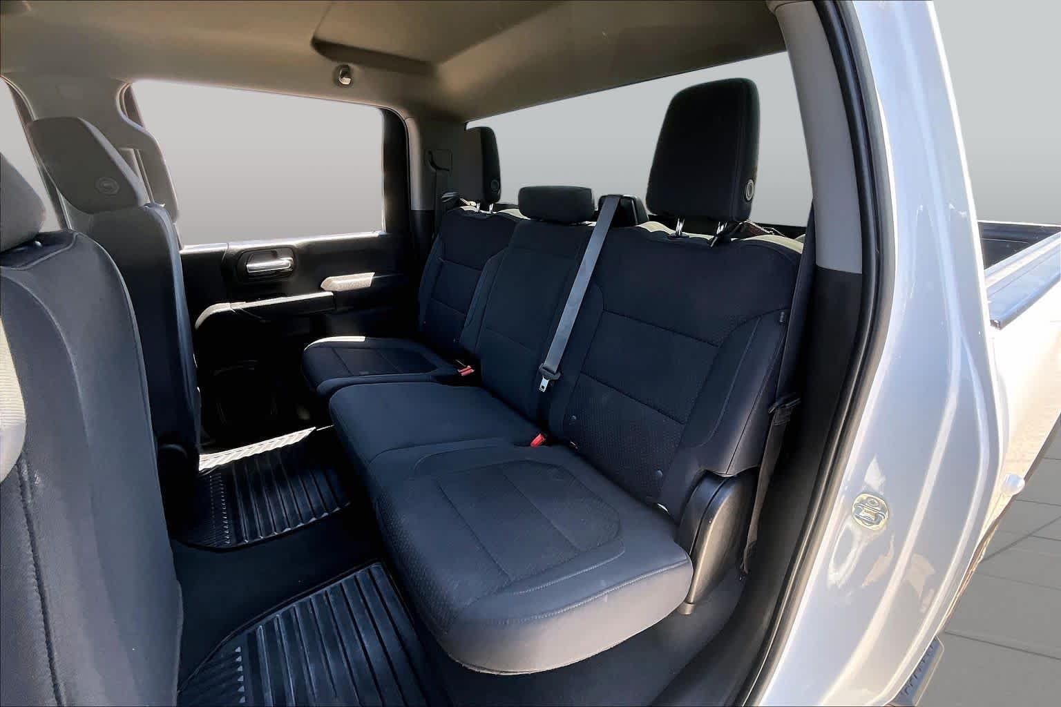 Used 2021 Summit White Chevrolet Custom image 20