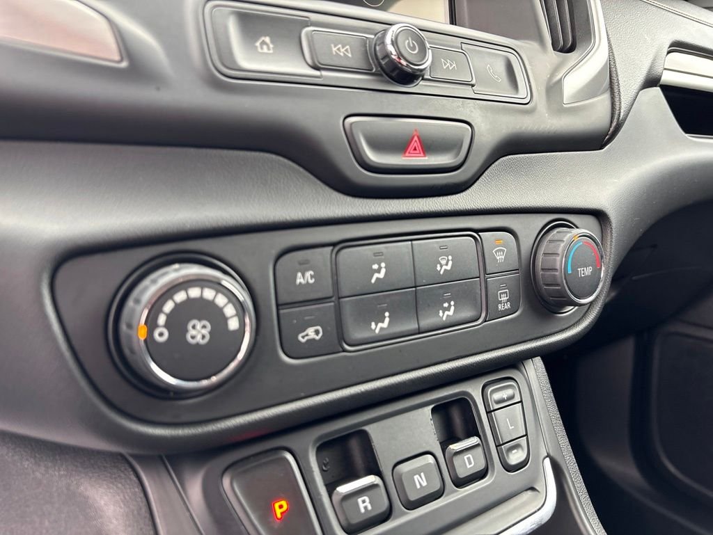 Used 2019 Gray GMC SLE image 19