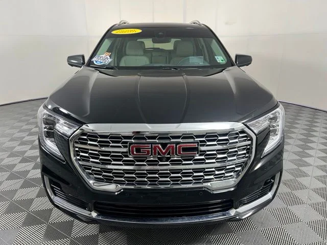 Certified Used 2024 Ebony Twilight Metallic GMC Denali image 2
