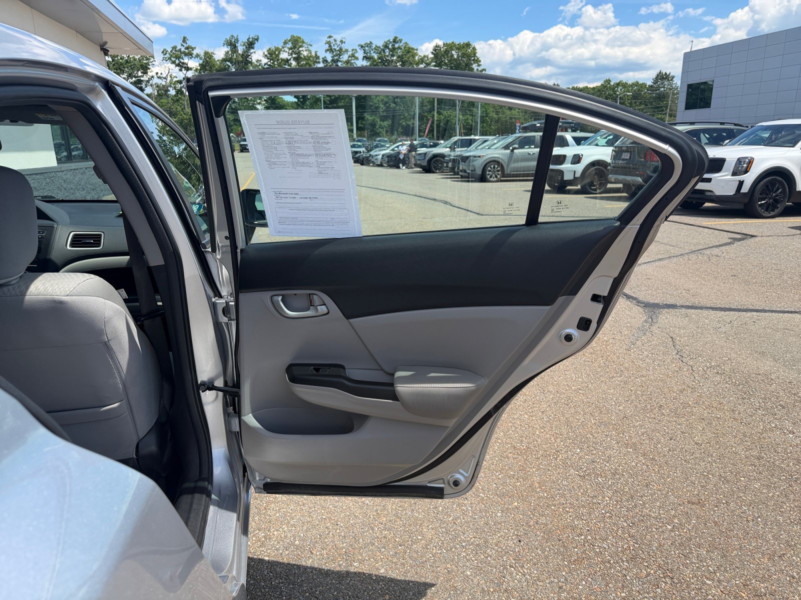 Used 2015 Silver Honda LX image 31
