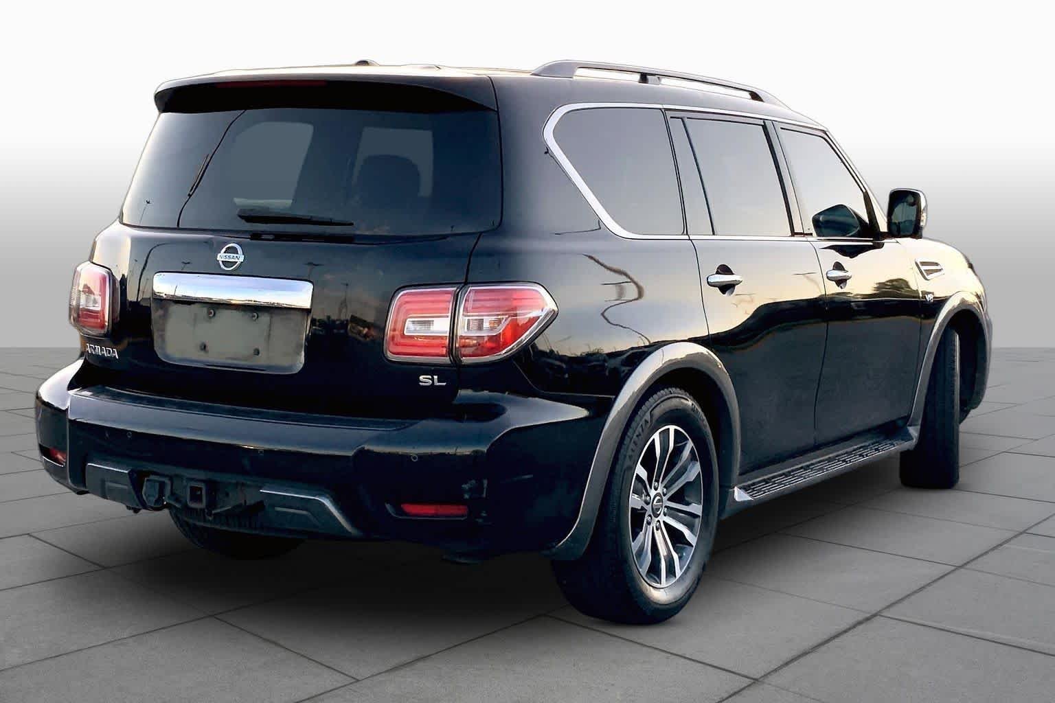 Used 2019 Super Black Nissan SL image 11