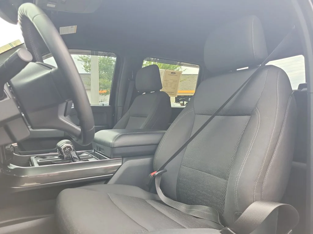 Used 2023 Black Ford XLT image 15
