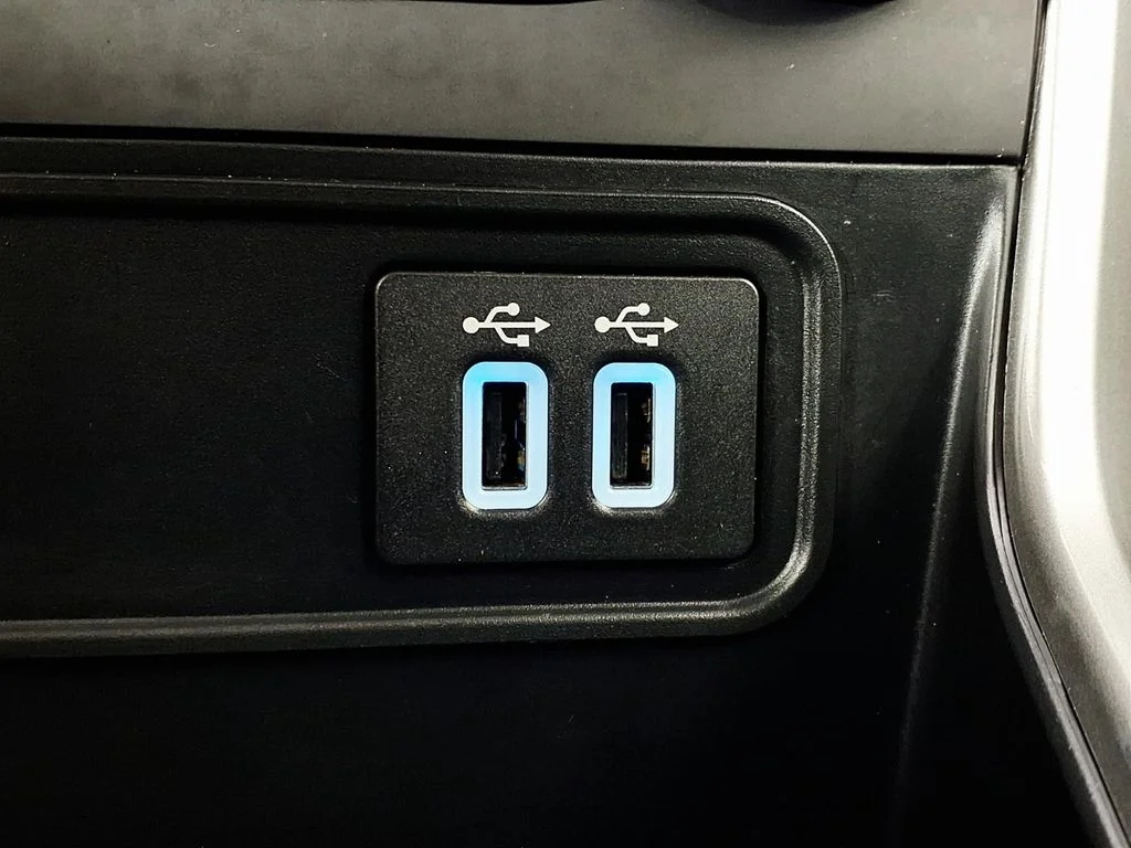 Used 2019 White Ford Titanium image 25