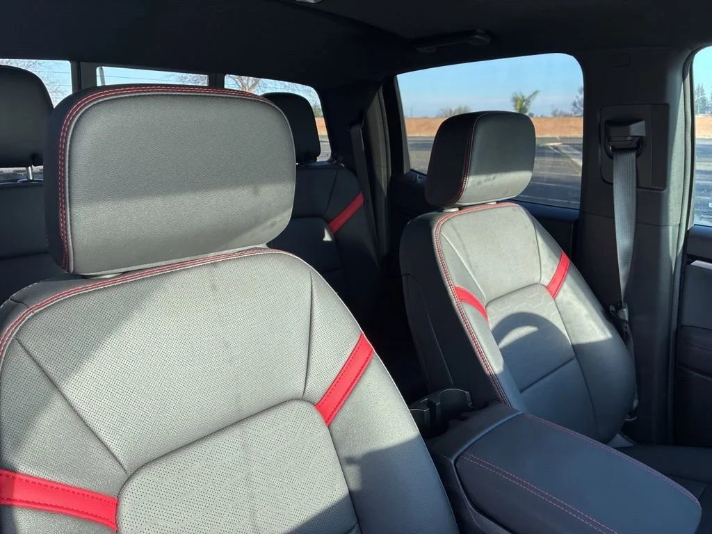 2026 Chevrolet Colorado Z71 - Photo 27