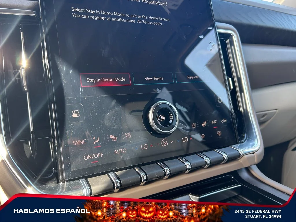 New 2027 Glacier White Tricoat GMC Denali image 30