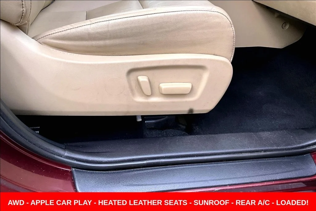 Used 2019 Red Toyota XLE image 37