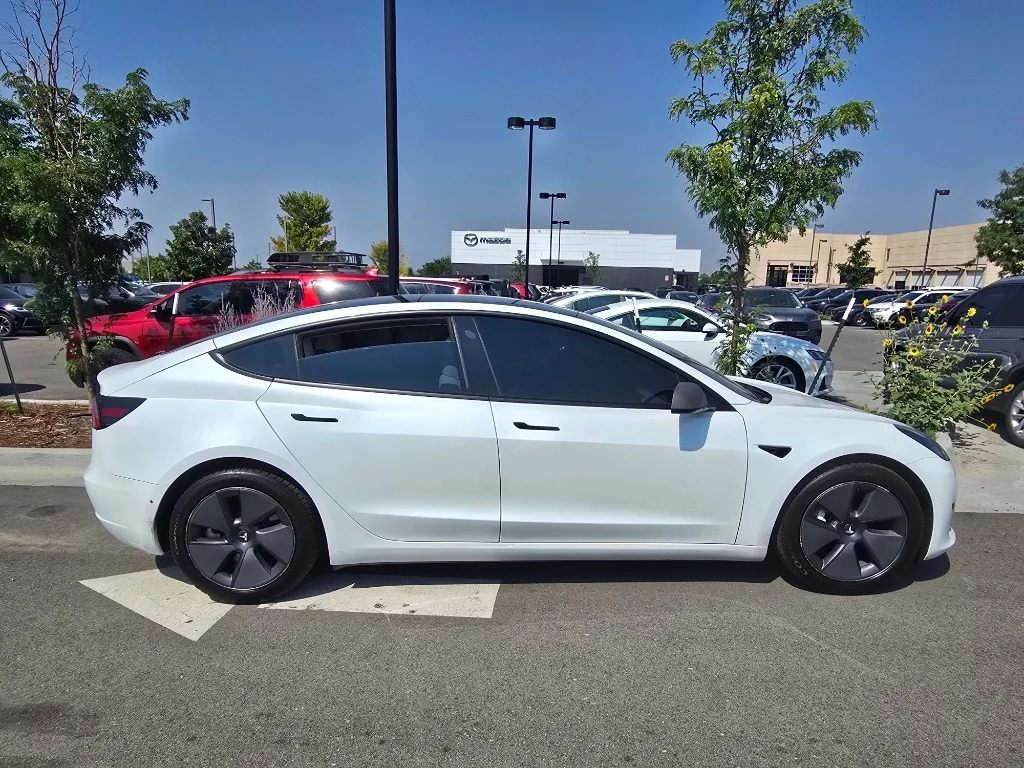 Used 2021 Pearl White Multi-Coat Tesla Standard Range Plus image 7
