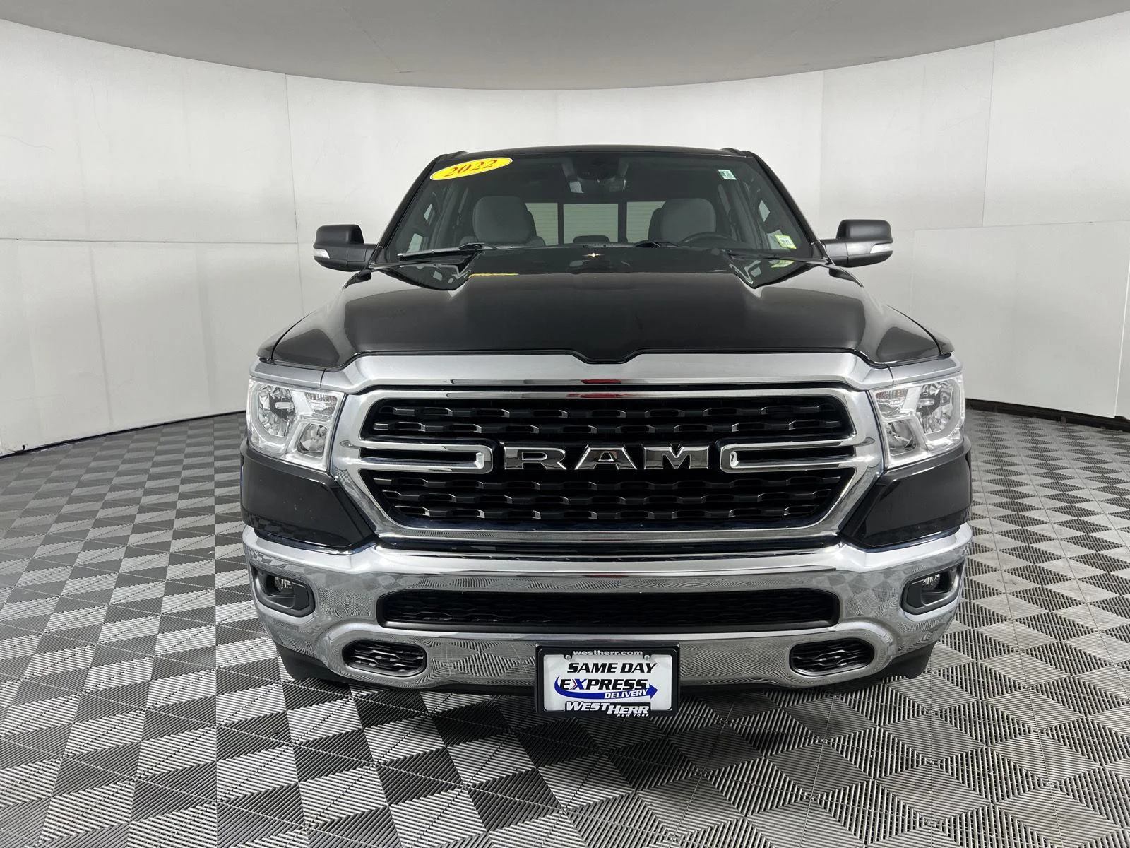 Used 2022 Diamond Black Crystal Pearlcoat Ram Big Horn image 3