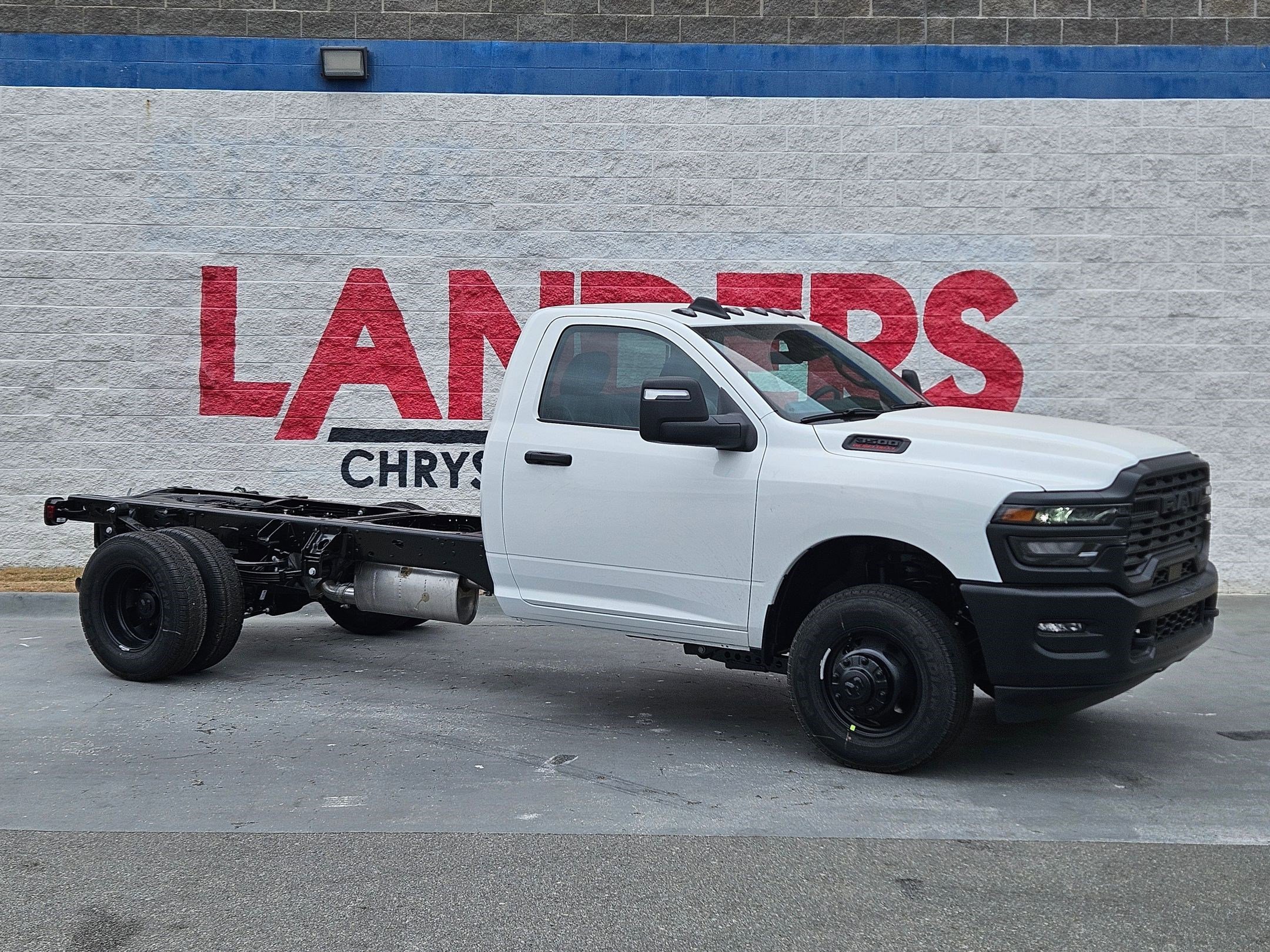 2026 RAM Ram 3500 Chassis Cab Tradesman